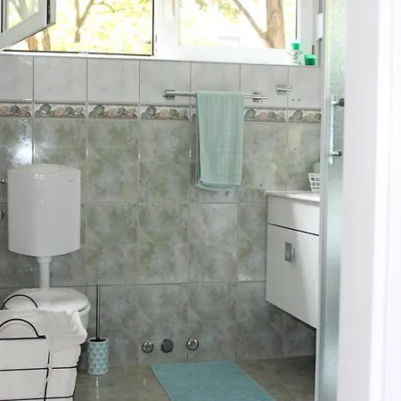 Holiday Apartment * موستار