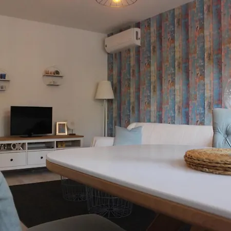 Apartamento Holiday Apartment Mostar