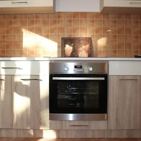 Holiday Apartment Apartamento Mostar